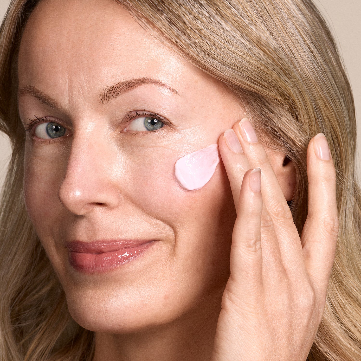 Daily Defence Sunscreen - Broad Spectrum SPF 30